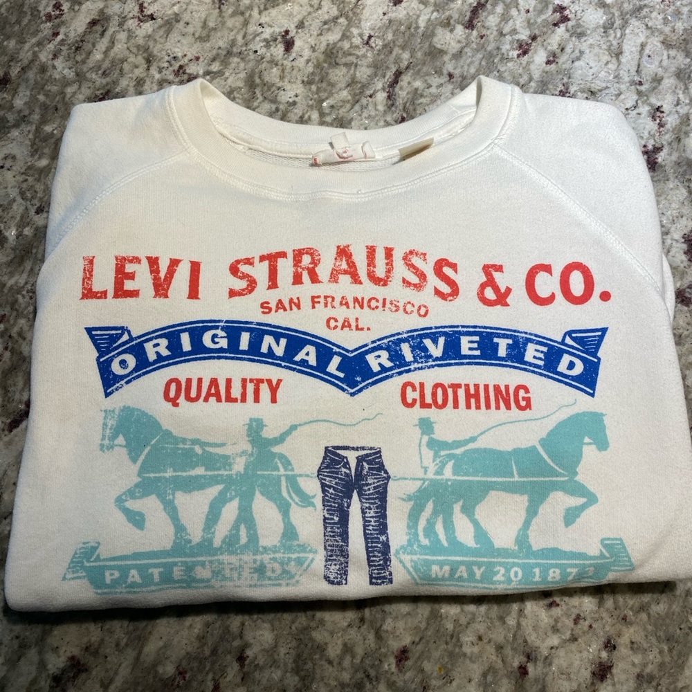 2 Levi crew lightweight sweatshirts